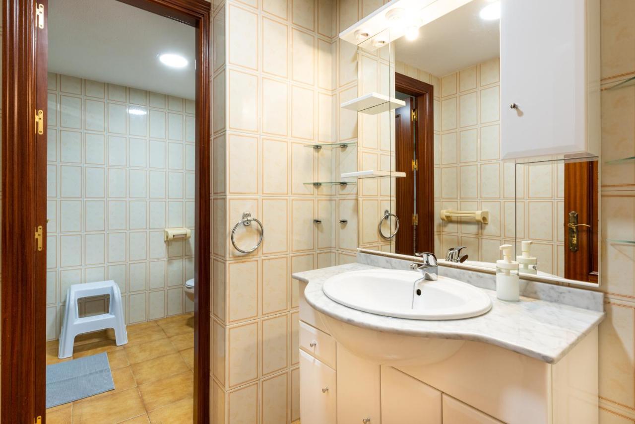 Eurosol Carihuela Apartment ตอร์เรโมลิโนส ภายนอก รูปภาพ